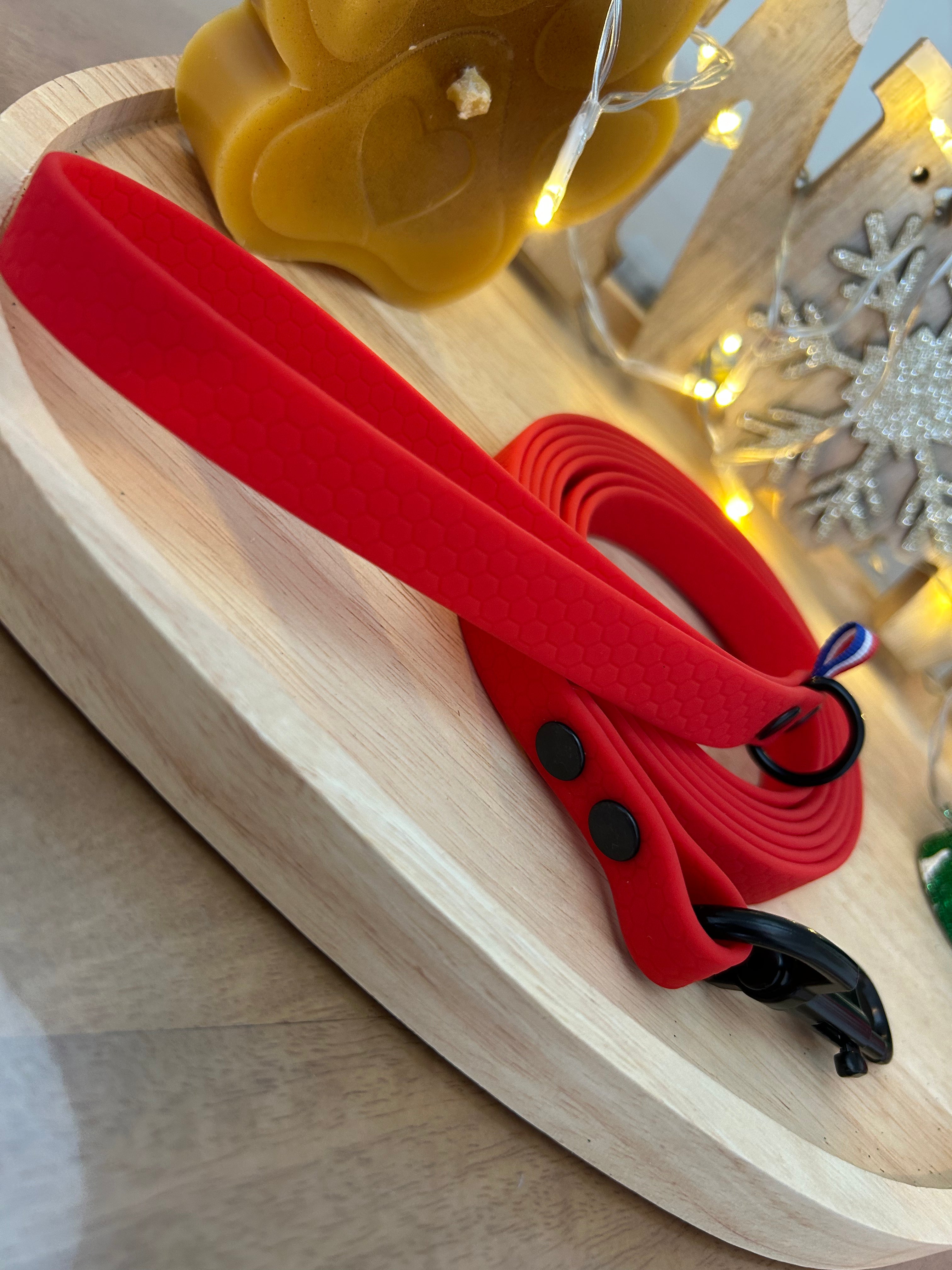 Laisse Hexagonal 220cm Rouge