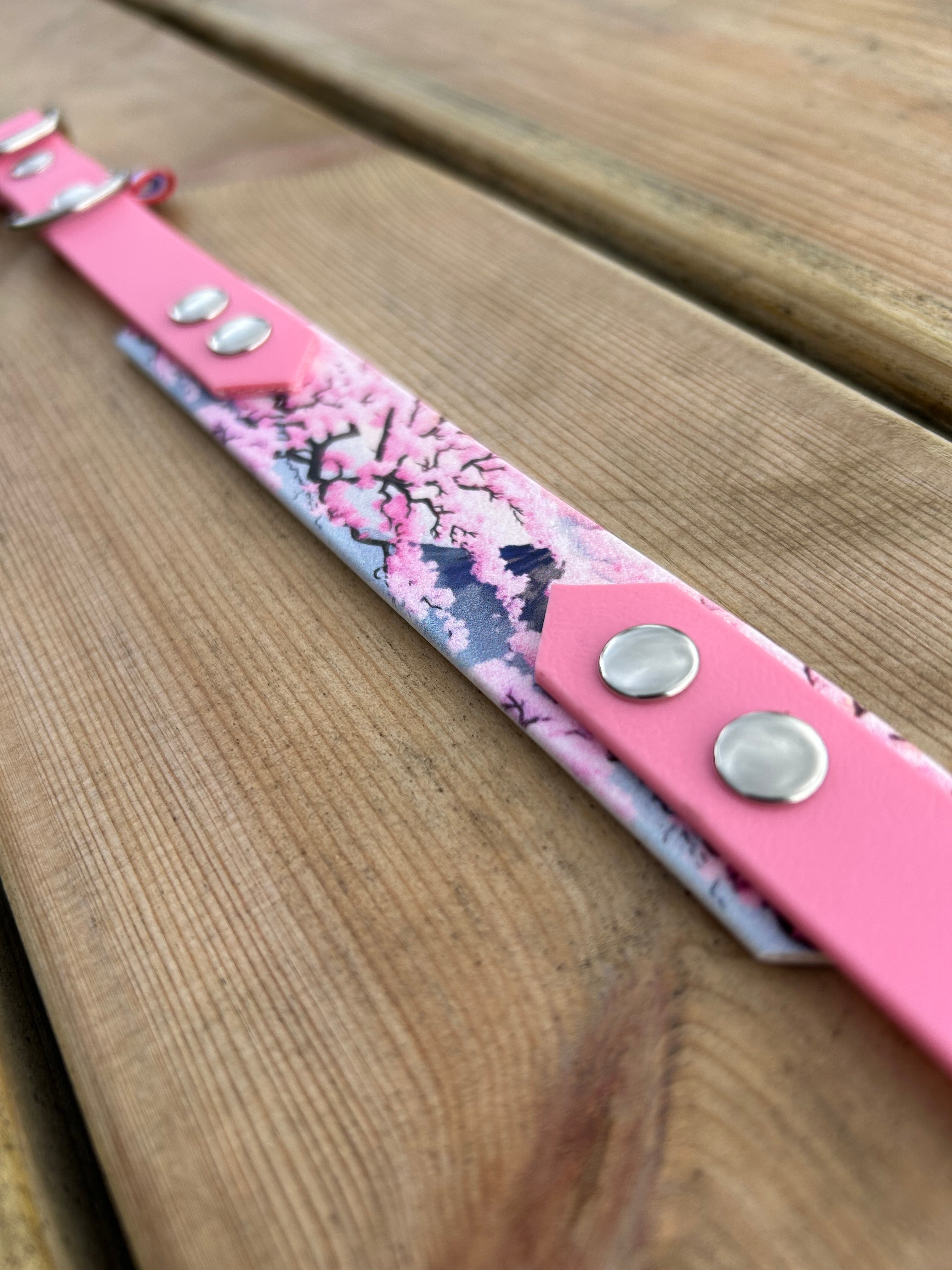 Collier Japonais ( édition limitée ) 🩷🤍